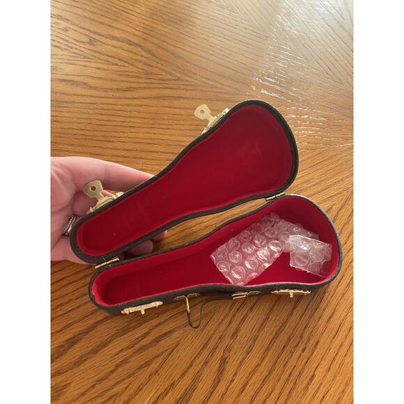 Guitar & Case & Stand Christmas Ornament Tree Nesting Decor Doll Miniature 7" - Picture 9 of 14